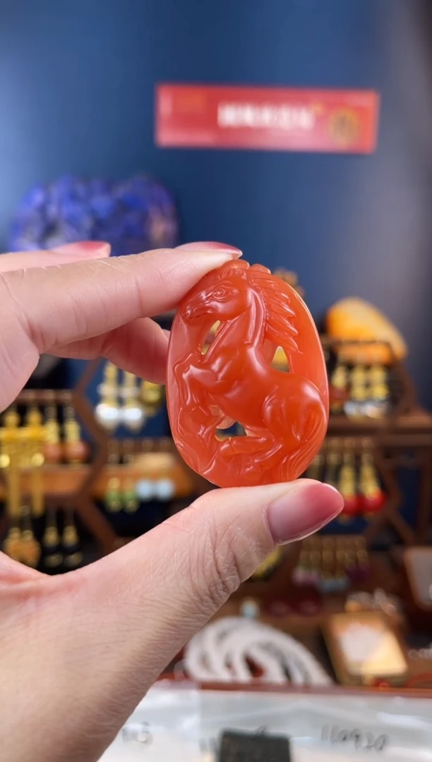 未镶嵌南红玛瑙挂件?***灵，吊坠