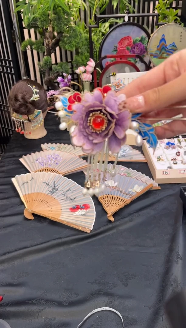 织绣自****妖非遗苏绣饰品