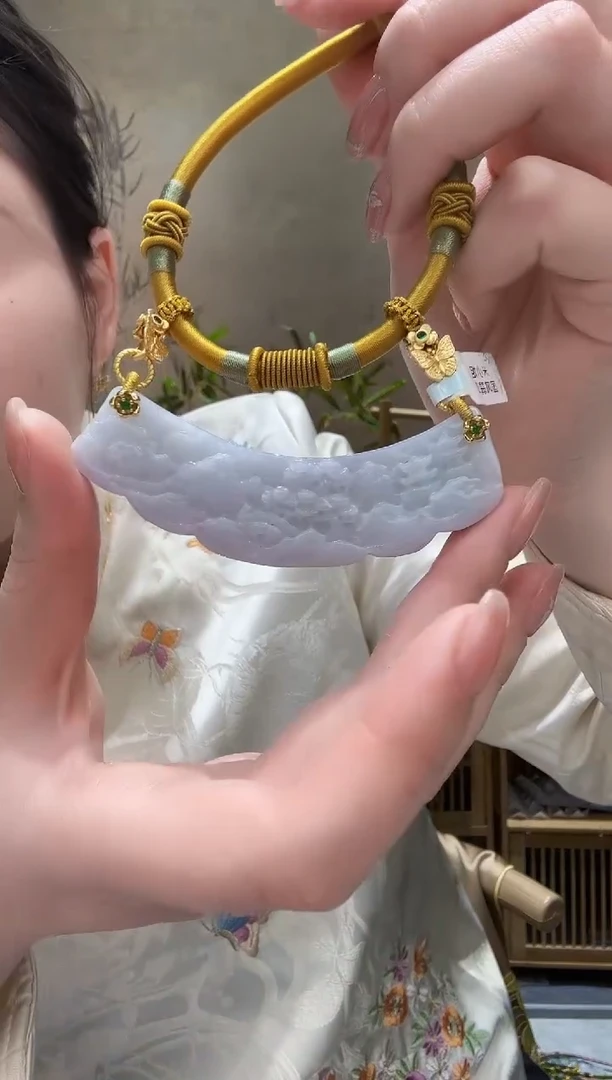 【闪购商品】翡翠颈饰未镶嵌吊坠