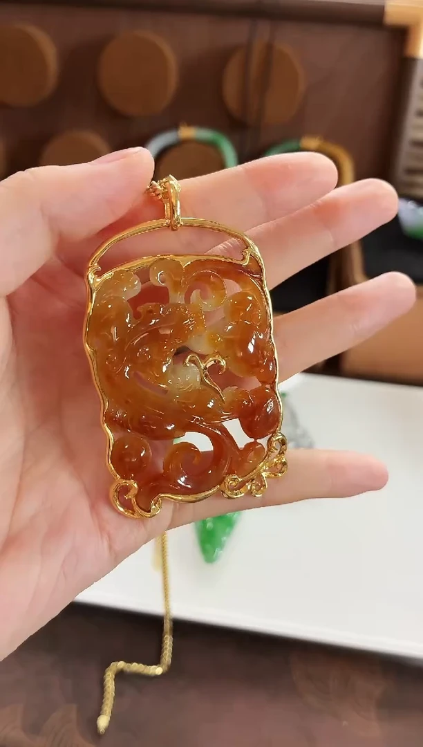 吊坠(不含链)18K金镶嵌翡翠吊坠