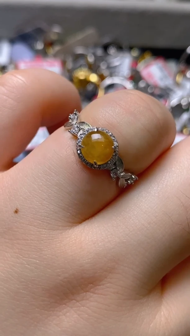 银S925镶嵌戒指翡翠百内无证书