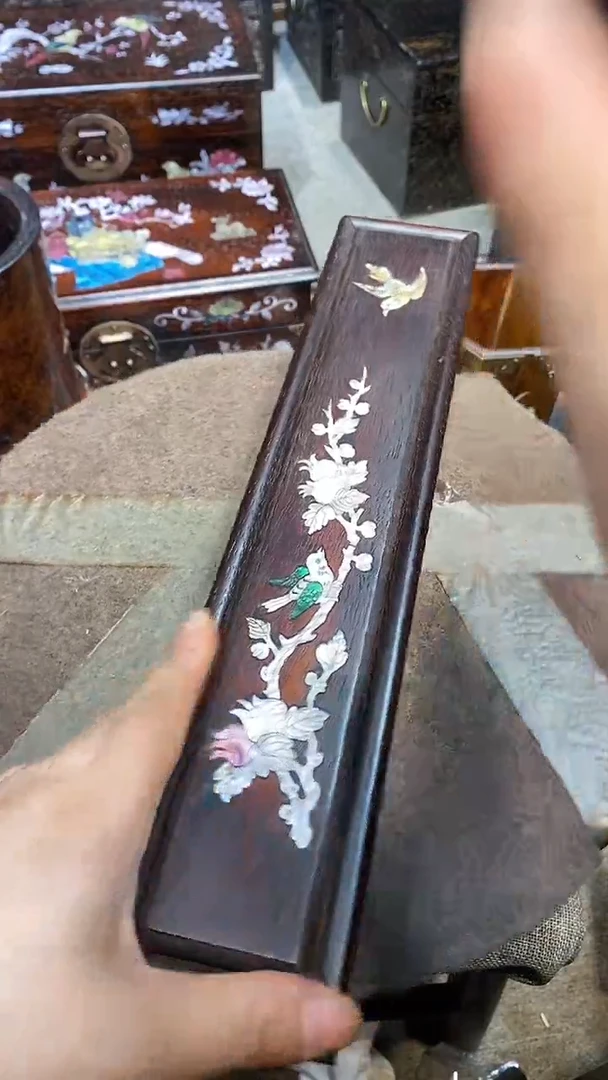 木木雕款盒子一个