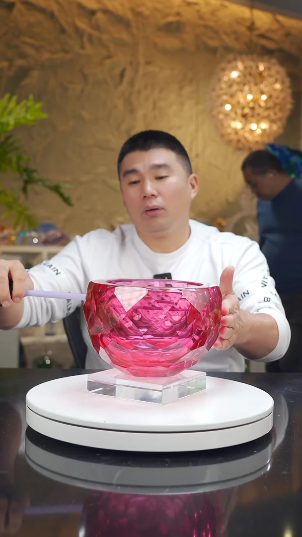手工艺品琉璃金红切面聚宝盆