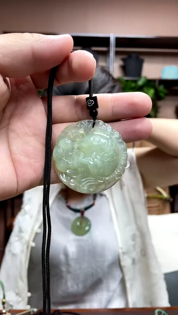 岫玉未镶嵌吊坠·1