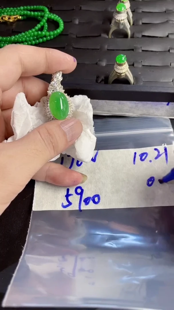未镶嵌定制翡翠纯天然翡翠a货