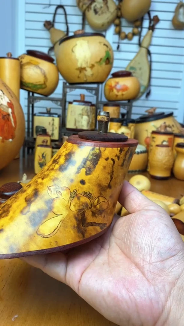 ?***?呼噜呼噜呼噜呼噜葫芦