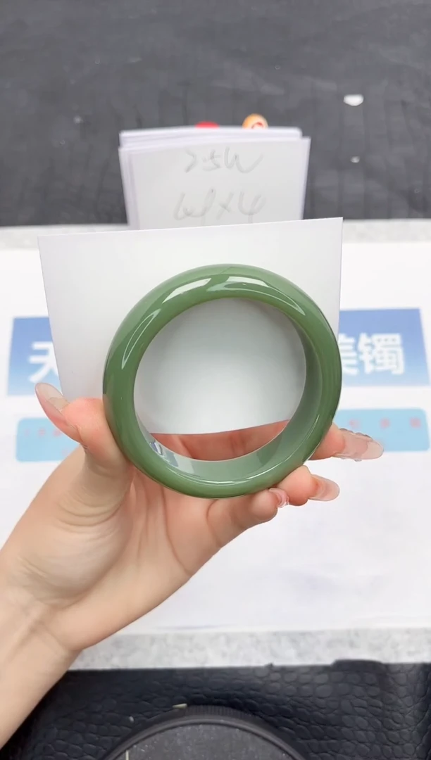 【闪购商品】石英质玉手镯未镶嵌L249-56