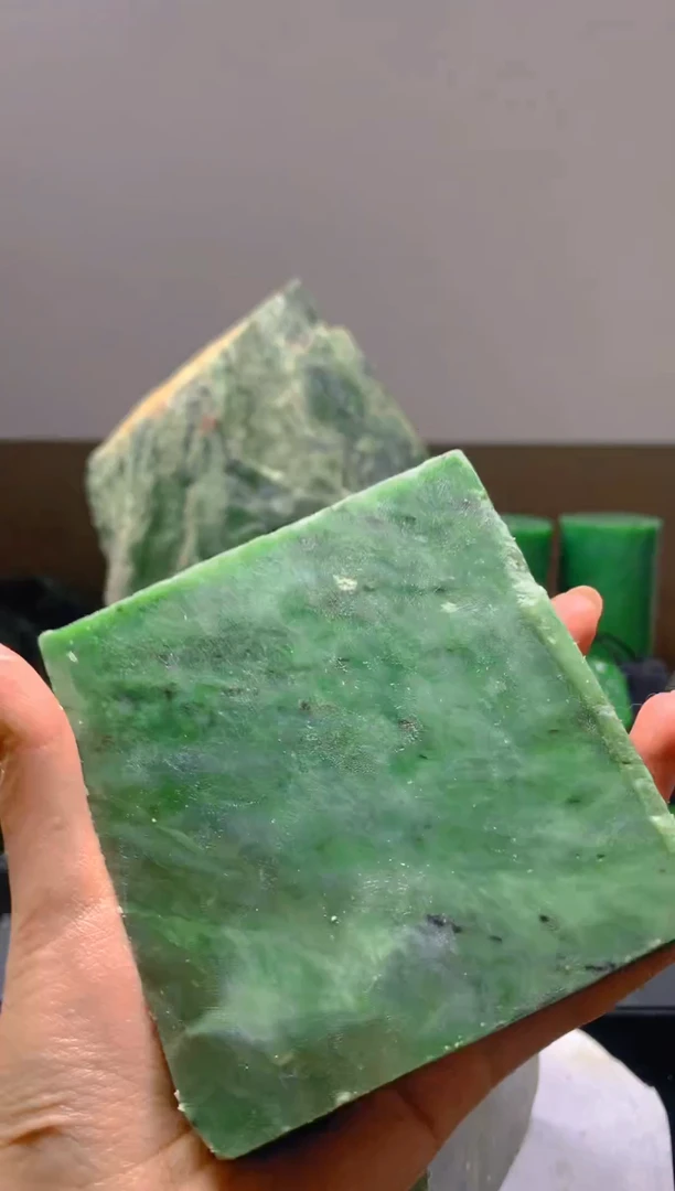 未镶嵌和田玉珠宝半成品1