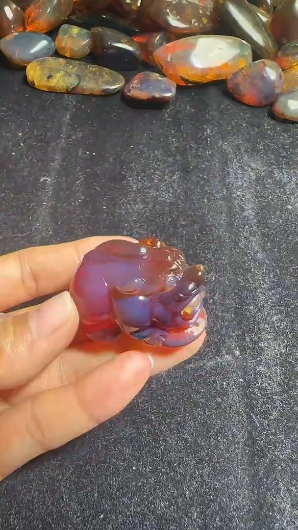 琥珀颈饰未镶嵌44