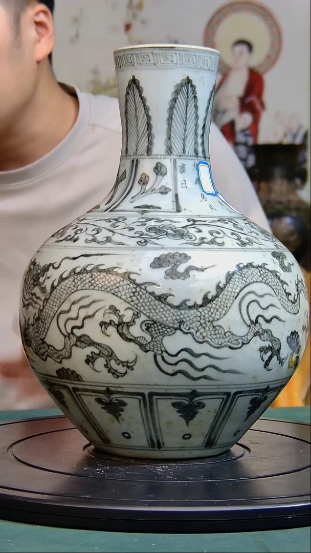 摆件依***！精品陶瓷摆件