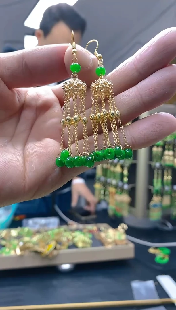 【闪购商品】翡翠耳饰合金240翡翠耳钩