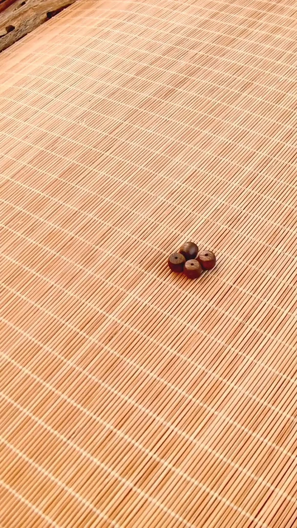 【闪购商品】沉香手串海南莺歌绿奇楠鼓珠1288同品珠子