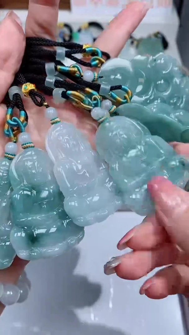 翡翠未镶嵌颈饰吊坠团购多样性发一件