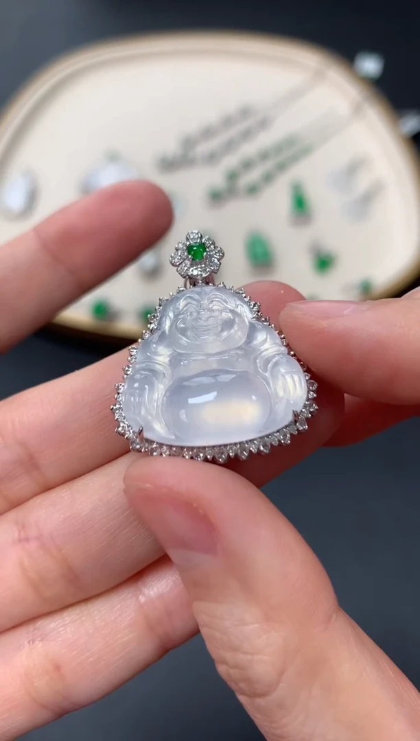 【闪购商品】翡翠吊坠(不含链)18K金镶嵌8500