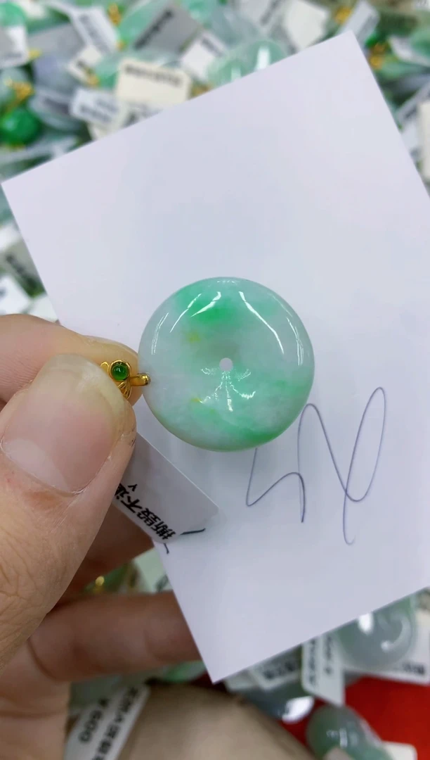 颈饰未镶嵌翡翠111111111111