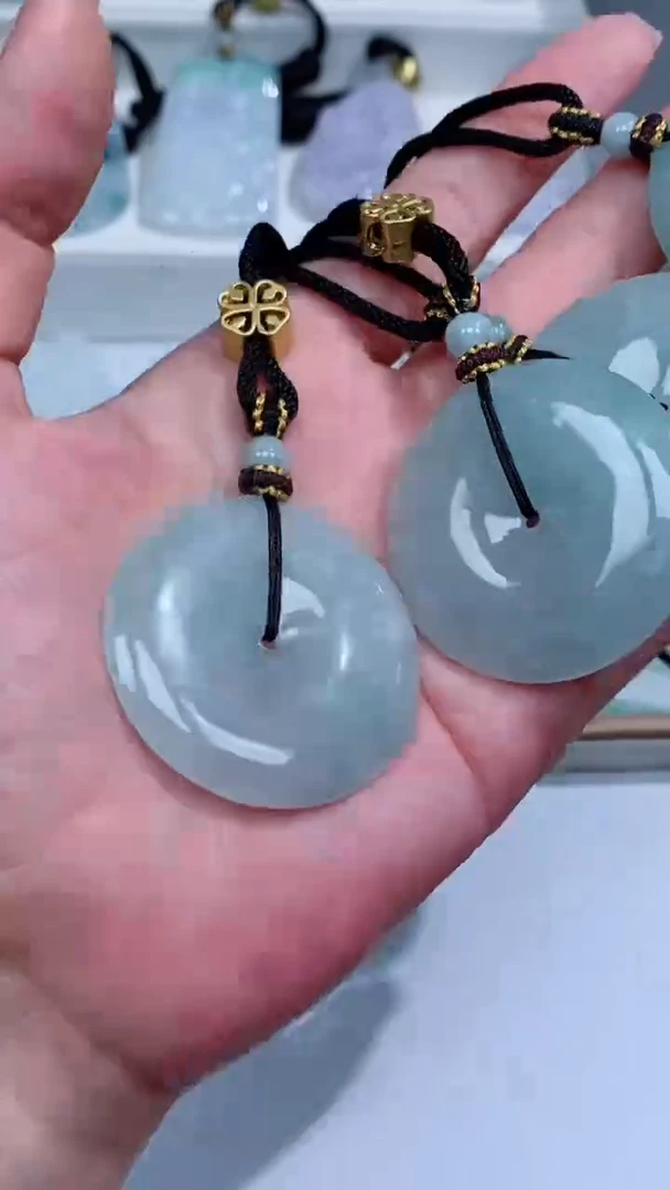 翡翠未镶嵌颈饰吊坠团购多样性发一件