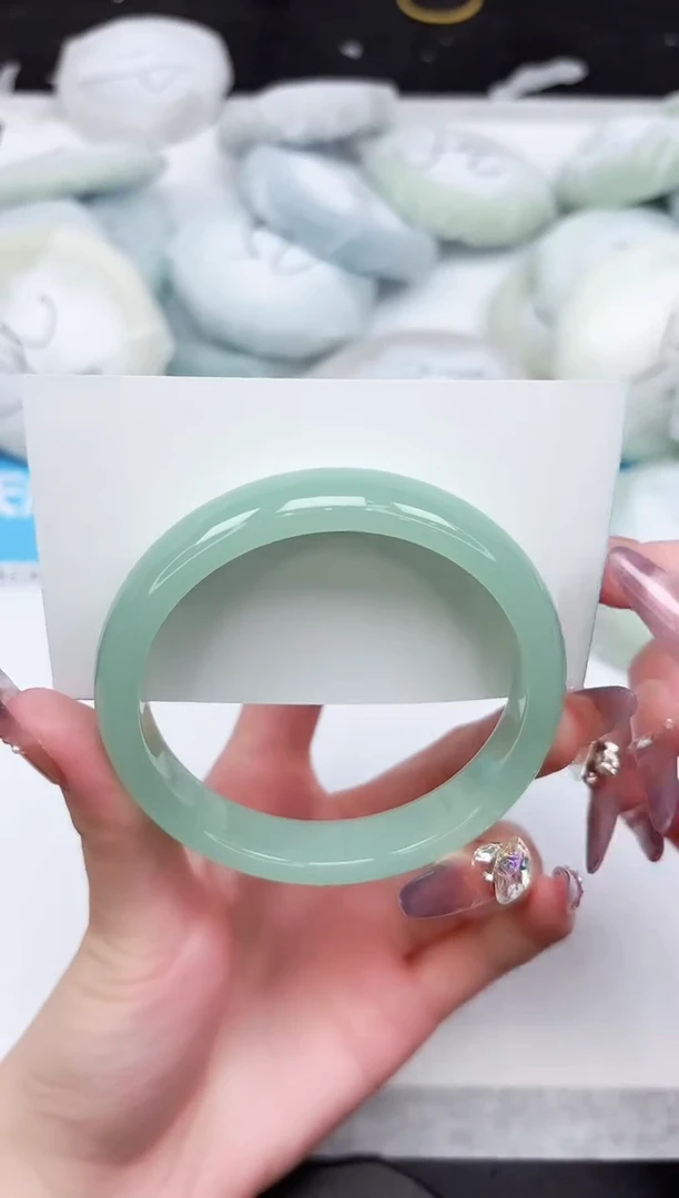 石英质玉手镯未镶嵌249-60.4