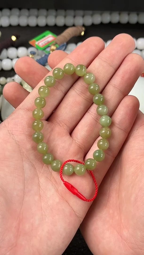 【闪购商品】和田玉手串未镶嵌且末黑羊洞碧玉手串卡8微色差