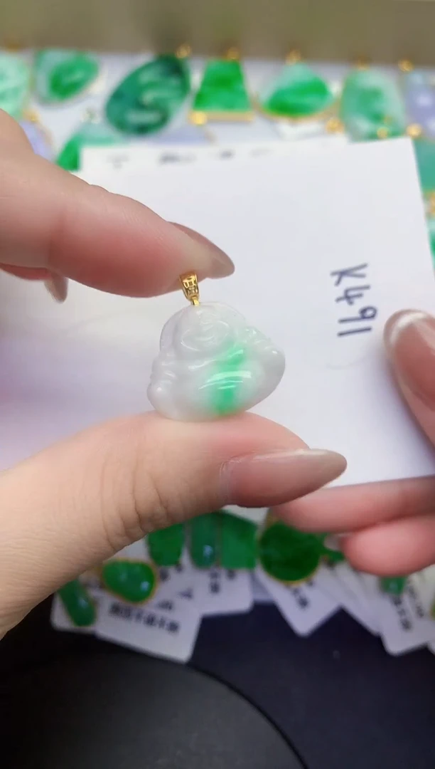 颈饰未镶嵌翡翠缅甸天然翡翠A货