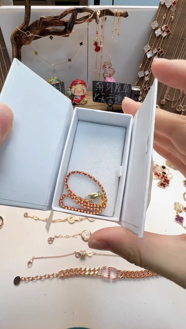 瓷片彧贤聚宝阁二号铺