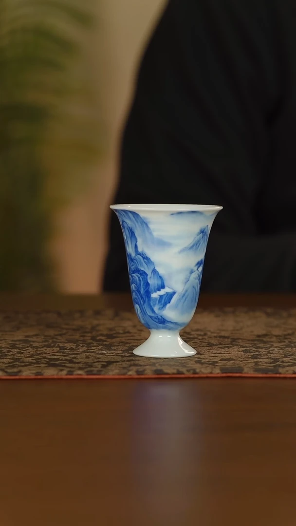 百***先景德镇手工手绘柴窑山水杯