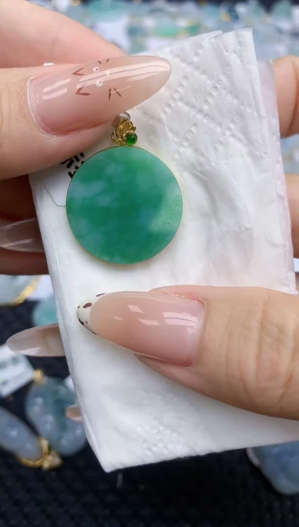 翡翠18K金镶嵌颈饰313    天然翡翠A货