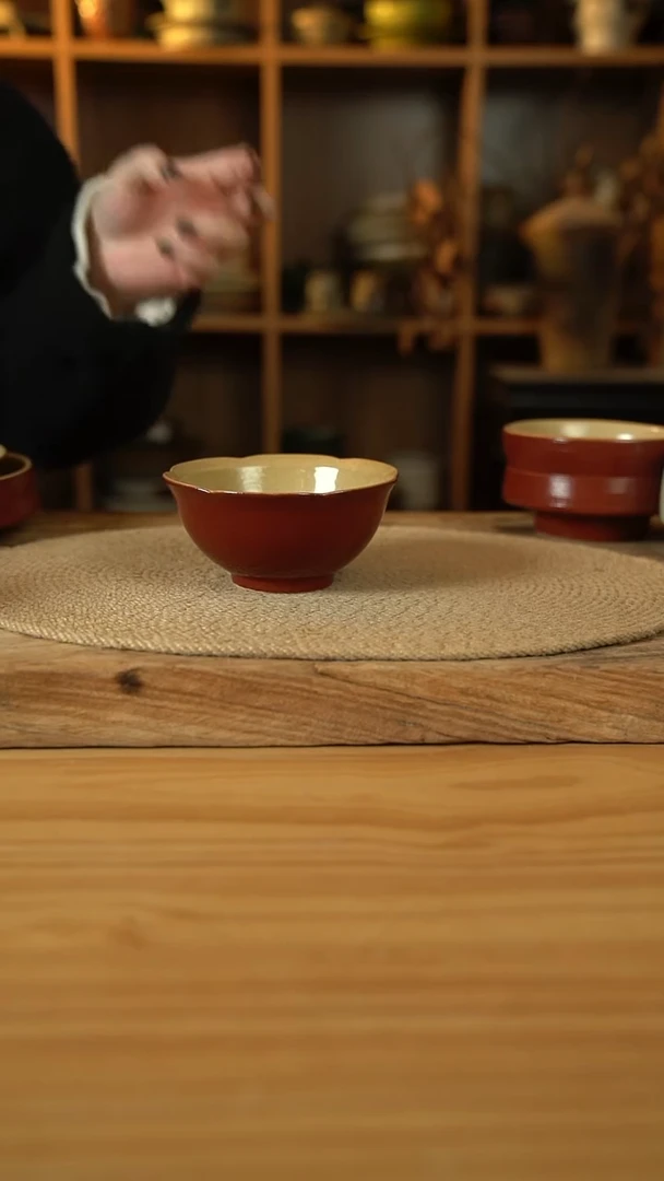 复古红系列的5英寸花边碗1个