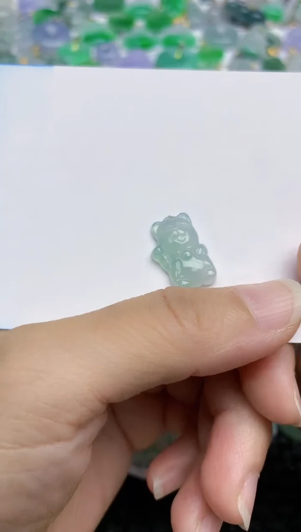 翡翠未镶嵌颈饰天然A货翡翠