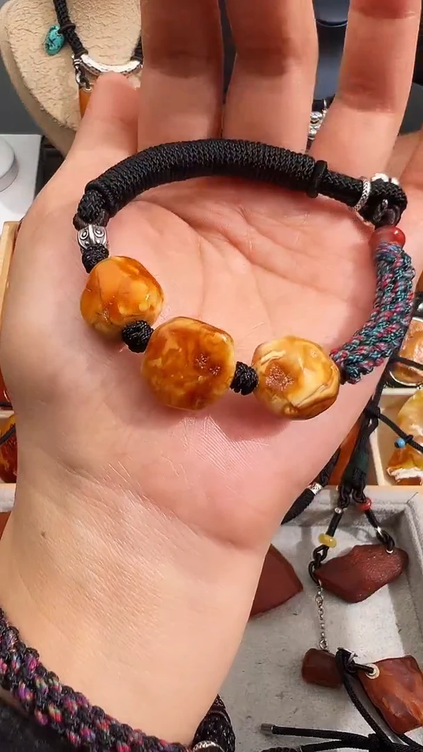 【闪购商品】蜜蜡裸石未镶嵌似玉