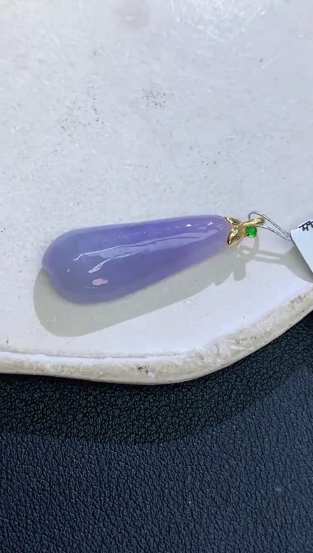 颈饰18K金镶嵌翡翠赠礼盒证书 麦麦