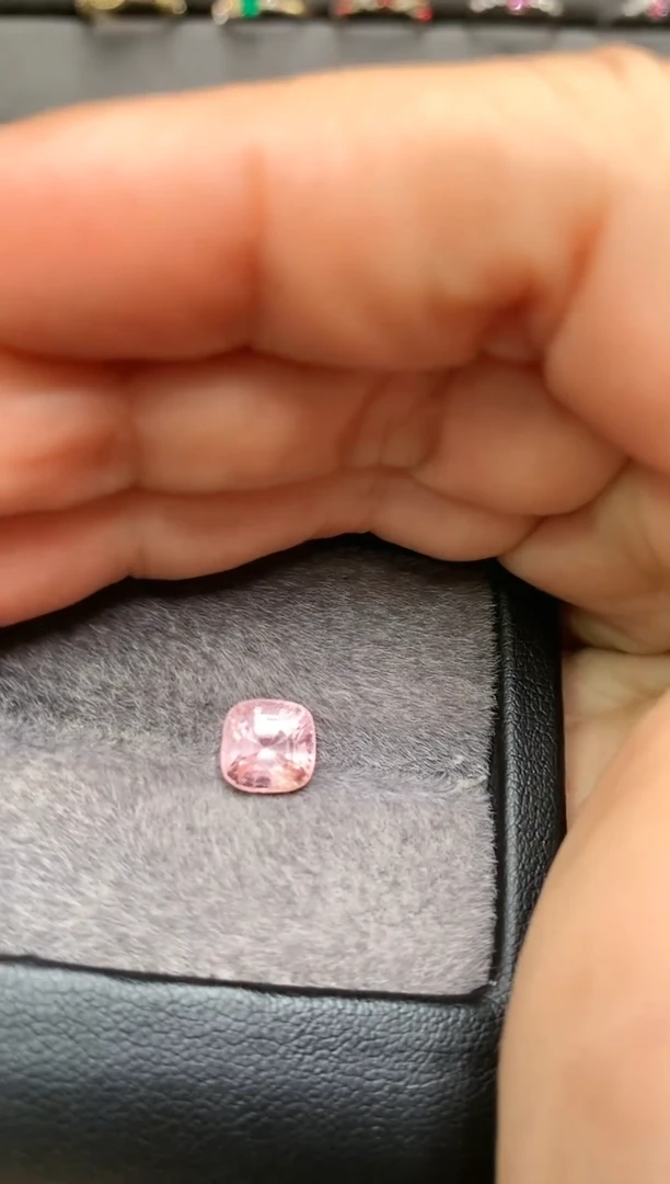 【闪购商品】定制尖晶石裸石未镶嵌枕型 香槟色调 2.31ct