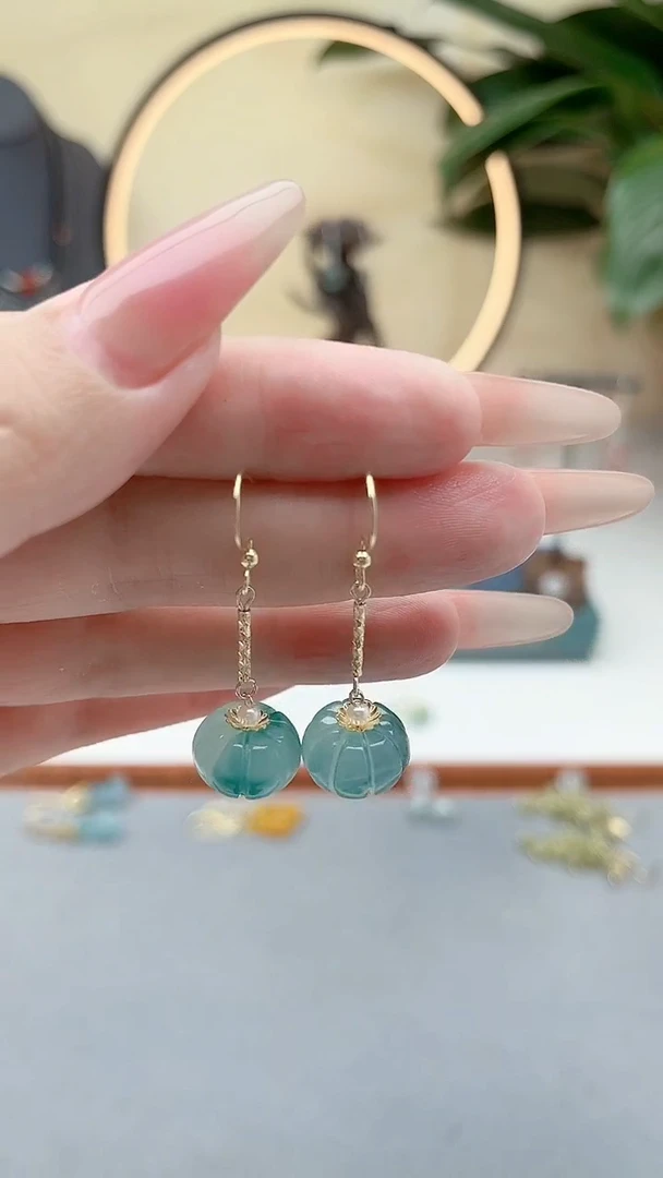 银S925镶嵌石英质玉（天山翠）耳饰00大南瓜