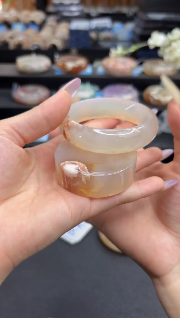 未镶嵌手镯石英质玉A75(54圈赠送镯心)