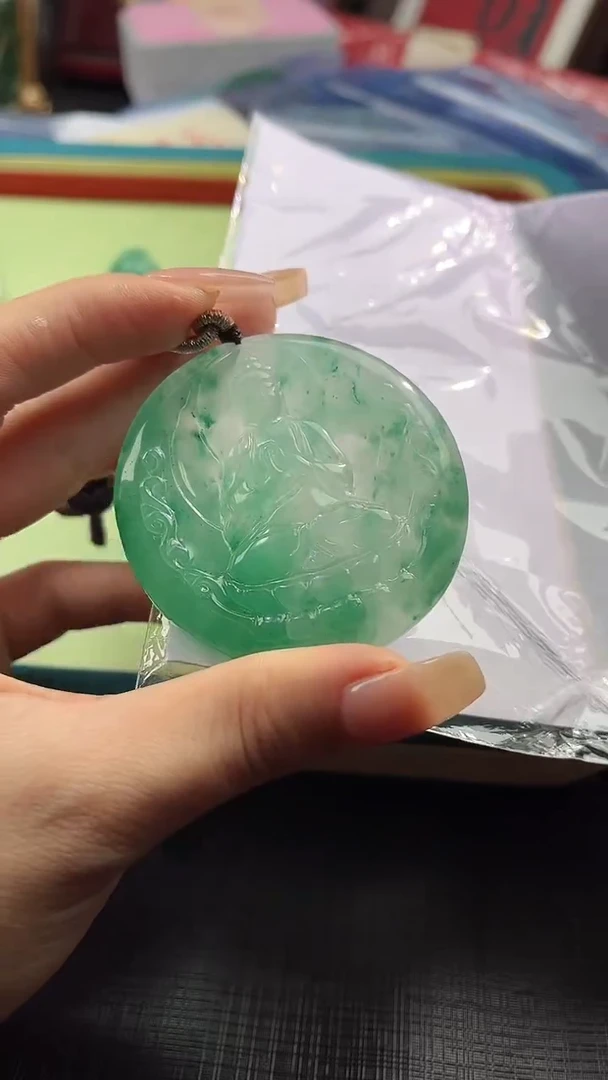 【闪购商品】石英质玉颈饰未镶嵌产地非洲翠是100638441