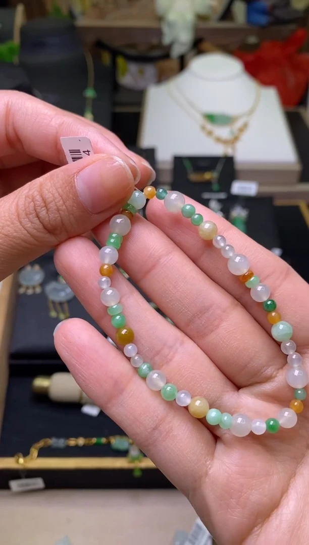 【闪购商品】翡翠颈饰未镶嵌净货17925