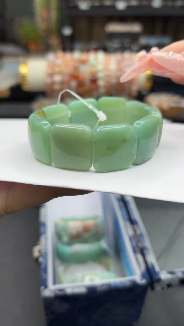 无无125微瑕手牌