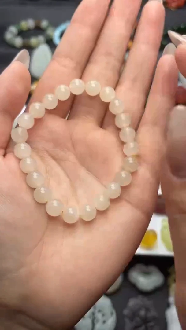 未镶嵌手链和田玉素圈手串