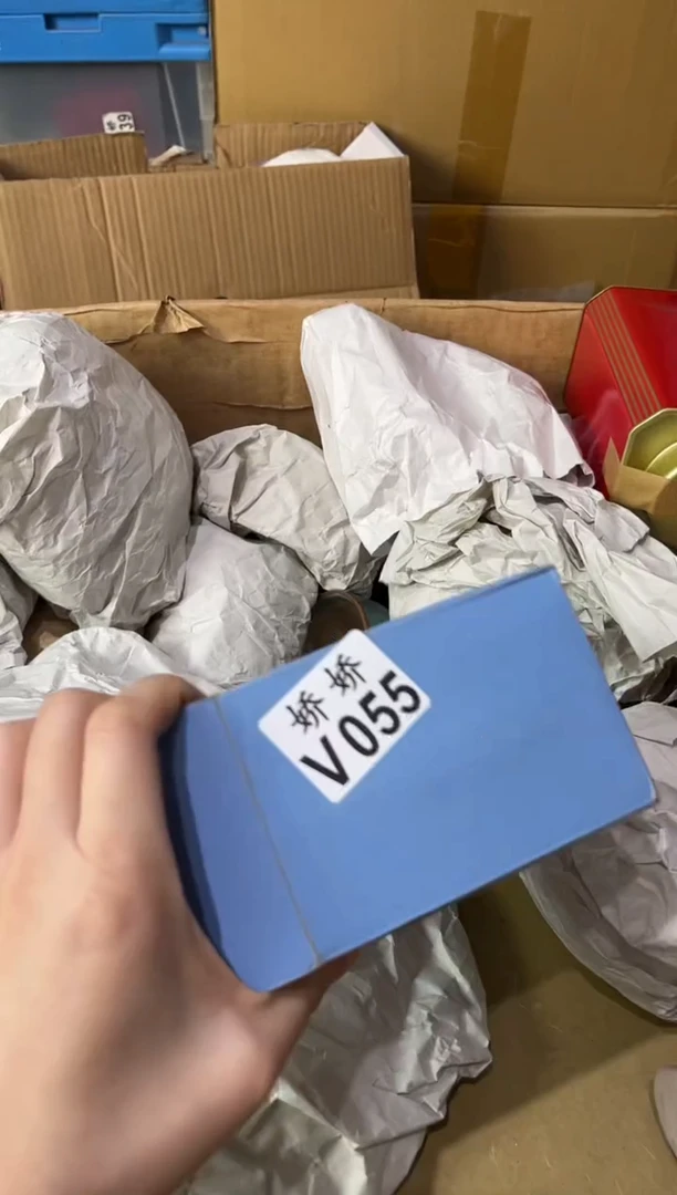 瓷片?****学055Mei.同学