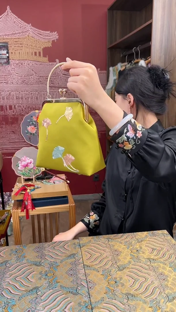 【闪购商品】刺绣刺绣打籽绣苏绣手工刺绣包包