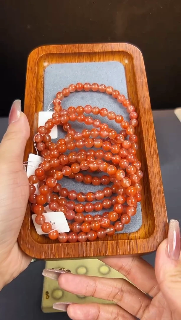 【闪购商品】南红玛瑙手串未镶嵌单圈多样性发其一