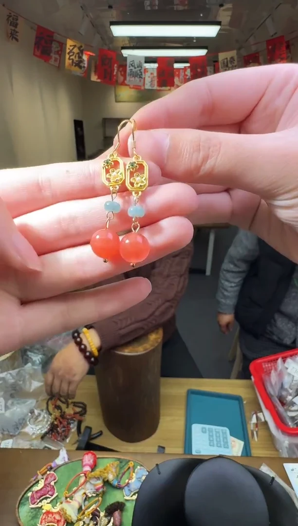 银S925镶嵌南红玛瑙耳饰多样性发一件 680