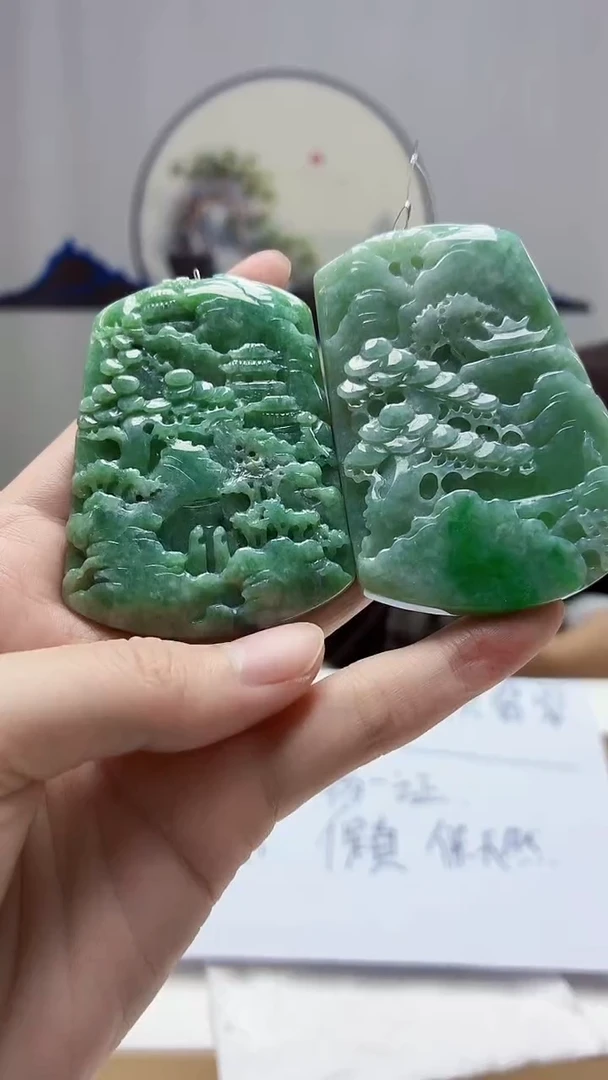 未镶嵌定制翡翠5145zm-毛货一对挂件70