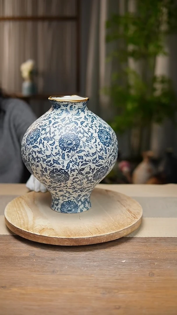 【闪购商品】陶瓷 花器青花瓷缠枝莲灯笼