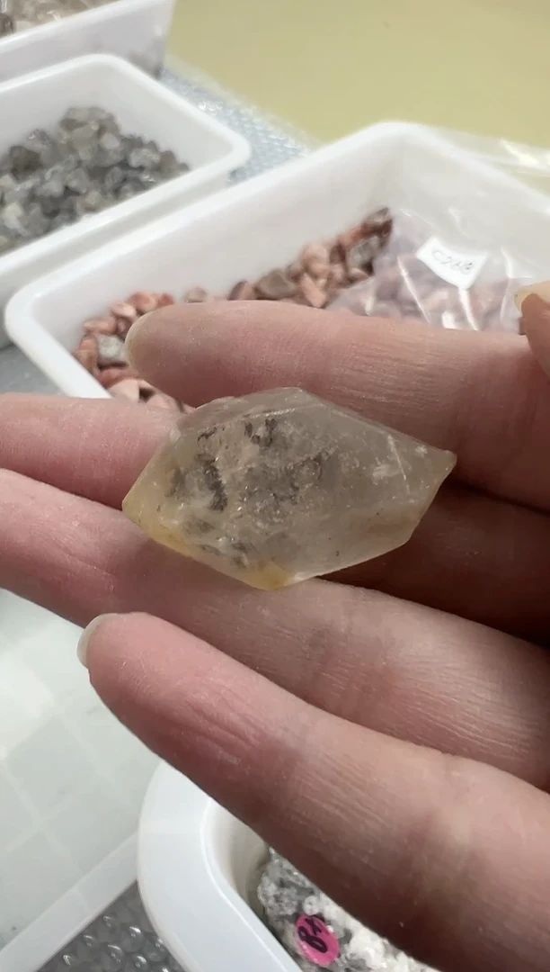 未镶嵌珠宝半成品水晶S613