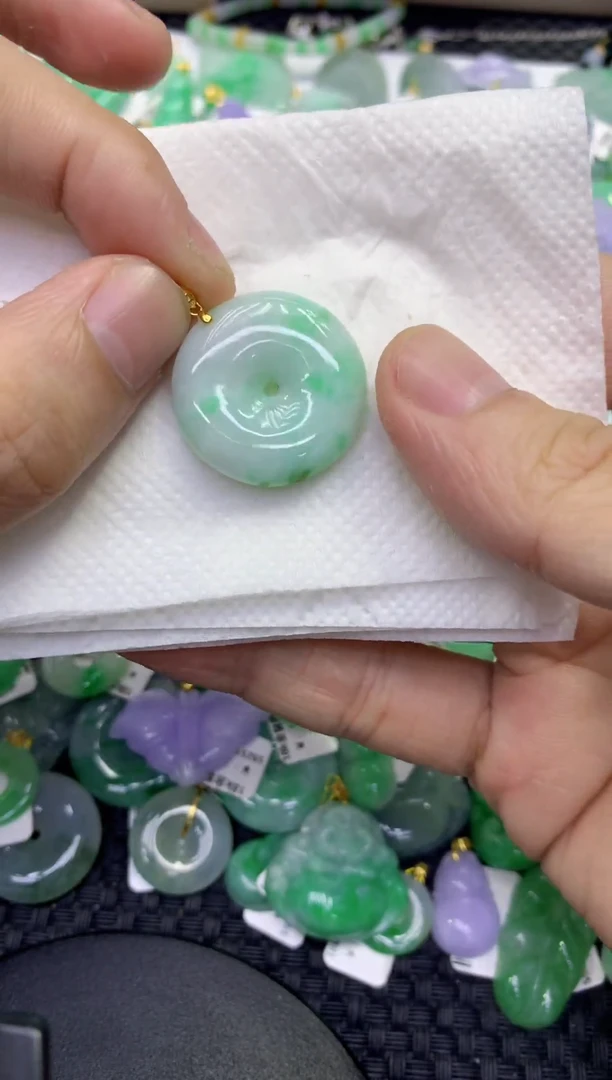 颈饰未镶嵌翡翠天然缅甸A货翡翠