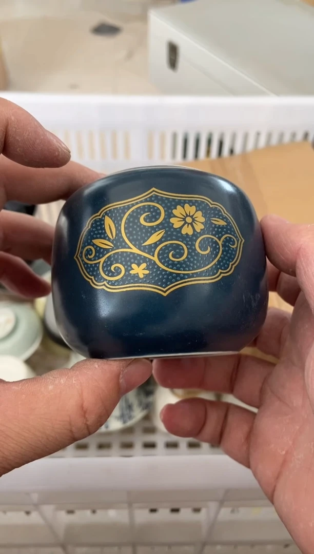 杯无运费险有瑕疵的摄影的产品有使用过的痕迹有点脏介意勿拍