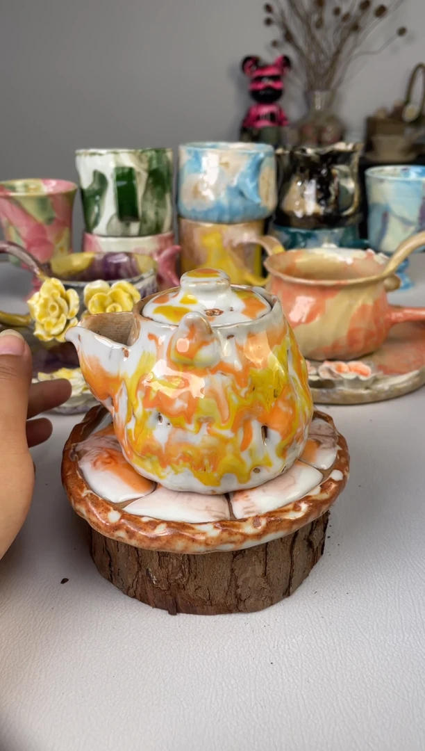 「孤品」沐泽若芳蟾蜍壶
