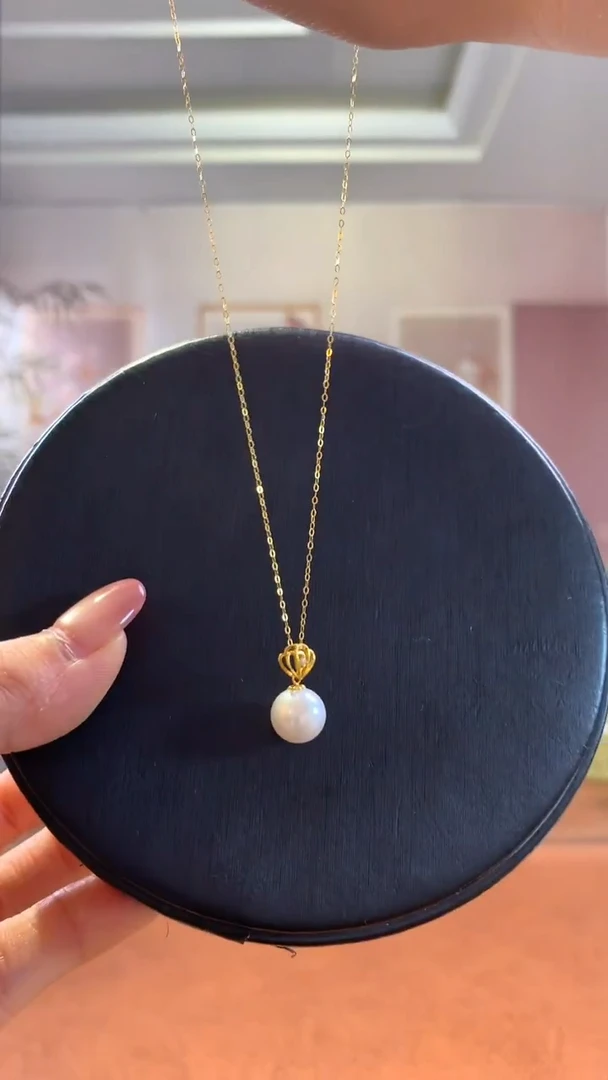 颈饰18K金镶嵌淡水珍珠珍珠吊坠