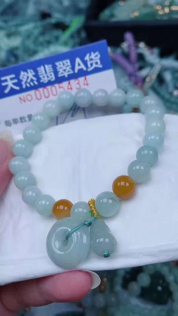 翡翠未镶嵌颈饰00005434