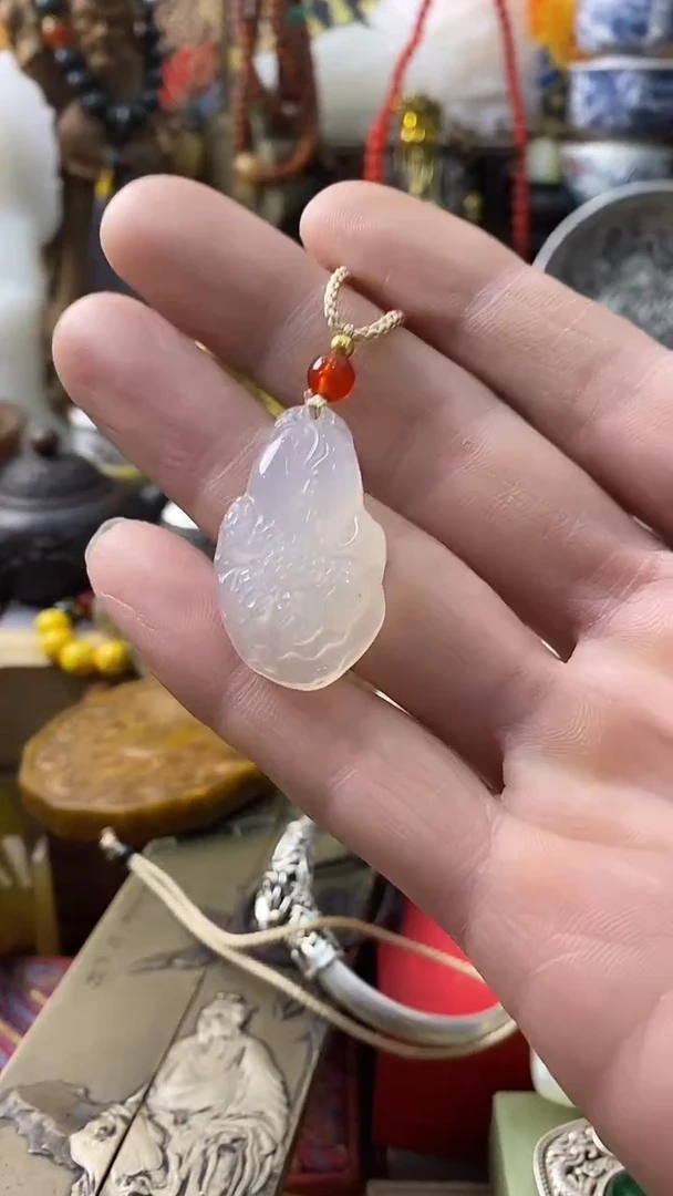 颈饰未镶嵌石英岩玉------主播推荐------